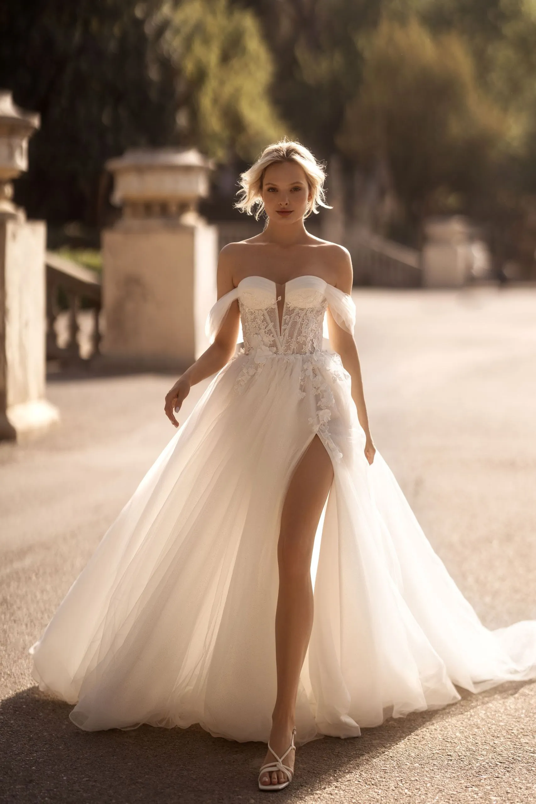 Roberta Wedding Dress - Pearl Bridal
